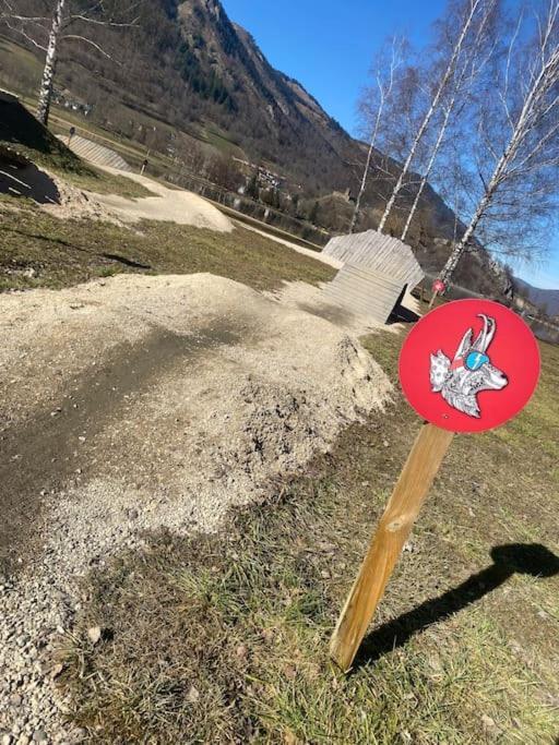 Charmant T4 Duplex Vue Montagne Loudenvielle Kültér fotó